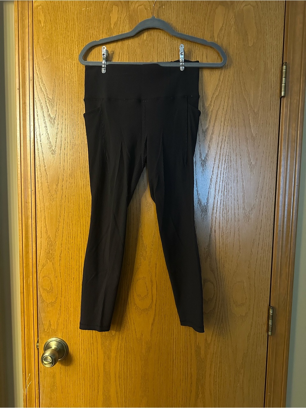 Athleta Black Ribbed Mid-Rise Leggings